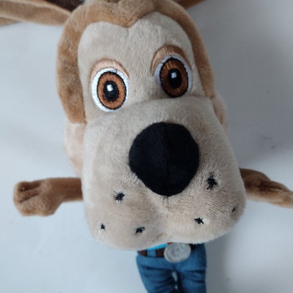 Chuck E Cheese Jasper T Jowls 10" Stuffed Plush Animal toy Dog New - Picture 1 of 6